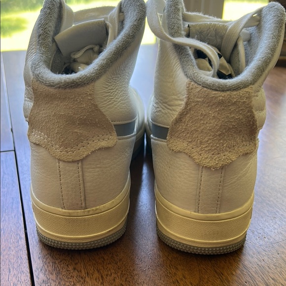 Nike Air Force 1 Sneakers - Picture 6 of 11